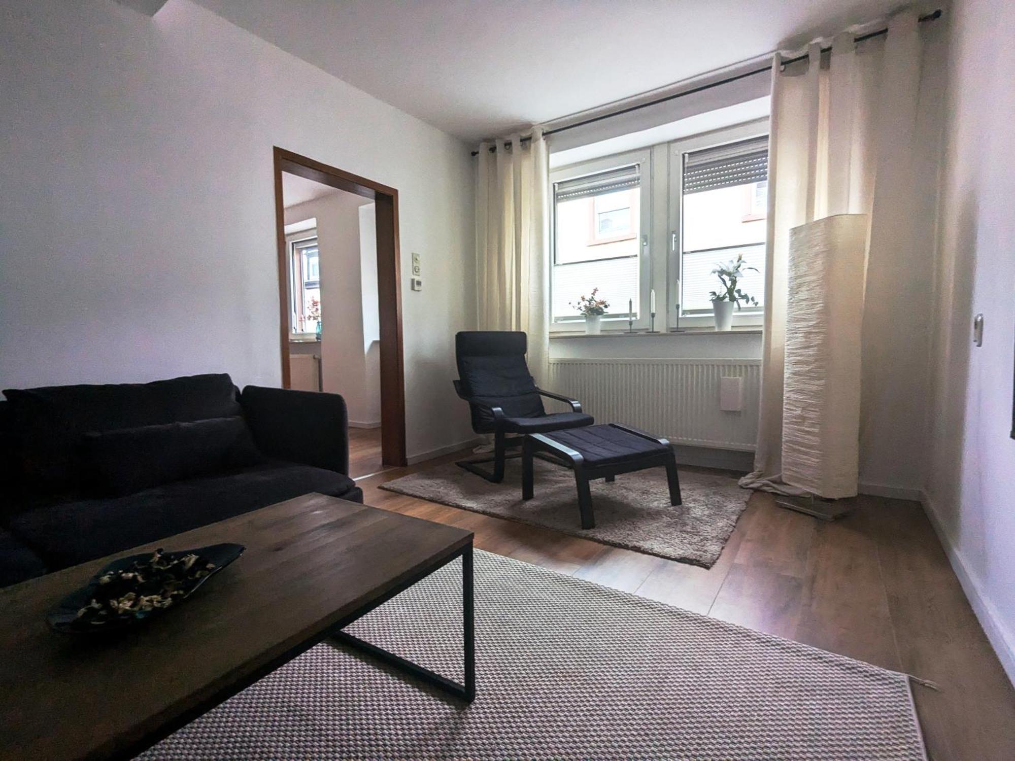 Schoenes, Geraeumiges Zuhause Обернбург-на-Майне Экстерьер фото